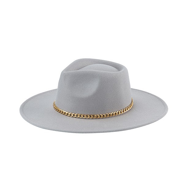 Gold Chain Fedora Hat – Casual Luxury – LA BÂCHÉ