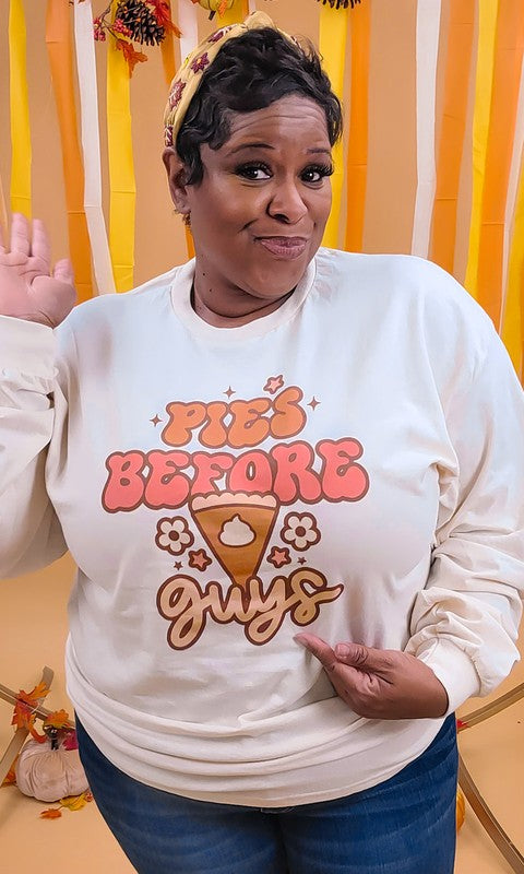 Pies Before Guys – Langärmliges T-Shirt mit Grafik